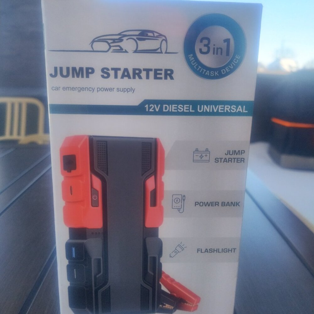 3 N 1 Multitask Car Emergency Power Supply